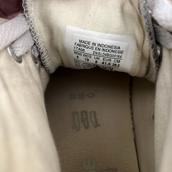 Converse All Star Chuck Taylor High Tops - Picture 11 of 11